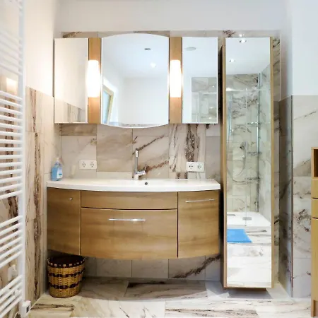 Gitti By Interhome